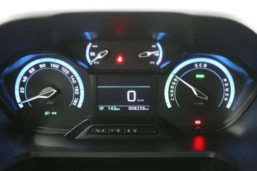 Peugeot Partner 136pk 50 kWh uit 2022, foto 15