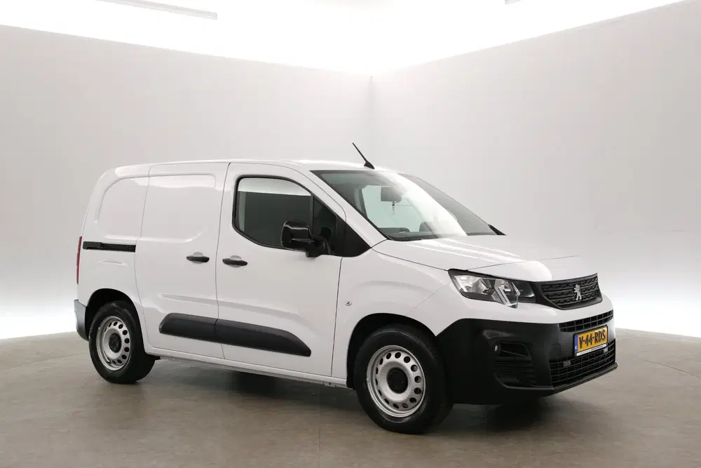 Peugeot Partner 136pk 50 kWh uit 2022, foto 8