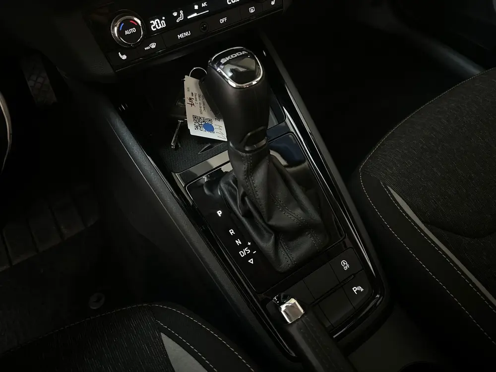 Skoda Kamiq 1.0 TSI 116pk DSG Business Edition Stoelve uit 2020, foto 9