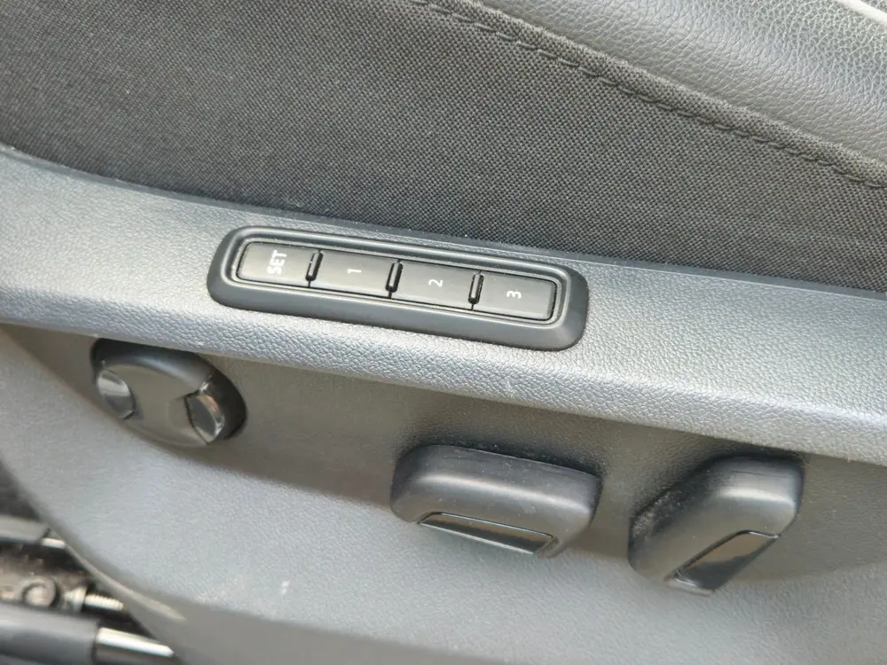 Volkswagen Tiguan Allspace 1.5 TSI Life Business uit 2023, foto 16