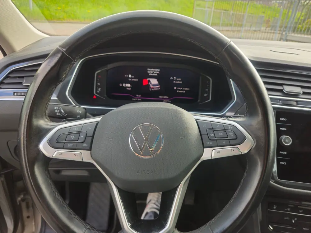 Volkswagen Tiguan Allspace 1.5 TSI Life Business uit 2023, foto 19