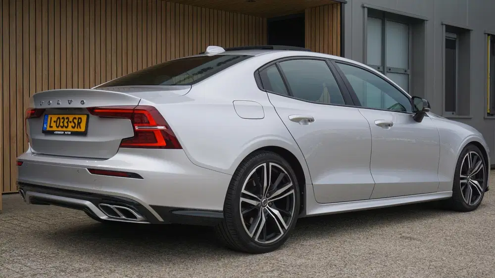 Volvo S60 2.0 163pk B3 R-Design & Style-Pack Pano.Da uit 2021, foto 5