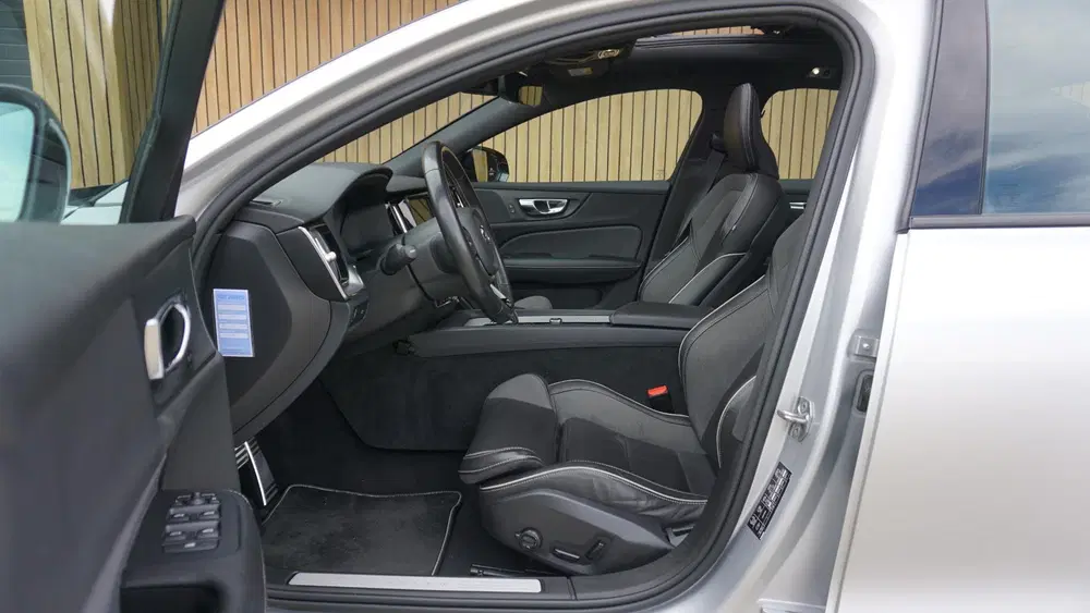 Volvo S60 2.0 163pk B3 R-Design & Style-Pack Pano.Da uit 2021, foto 7