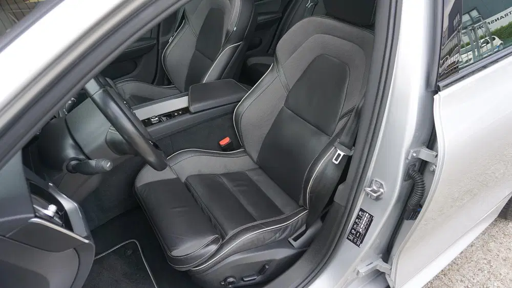 Volvo S60 2.0 163pk B3 R-Design & Style-Pack Pano.Da uit 2021, foto 8