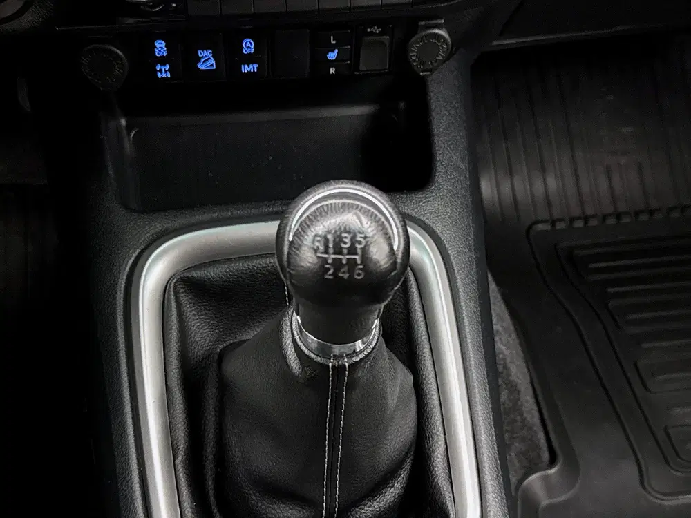 Toyota Hilux 2.8 D-4D Double Cab Professional 4x4 Navig uit 2023, foto 16
