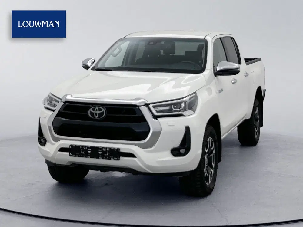 Toyota Hilux 2.8 D-4D Double Cab Professional 4x4 Navig uit 2023, foto 2