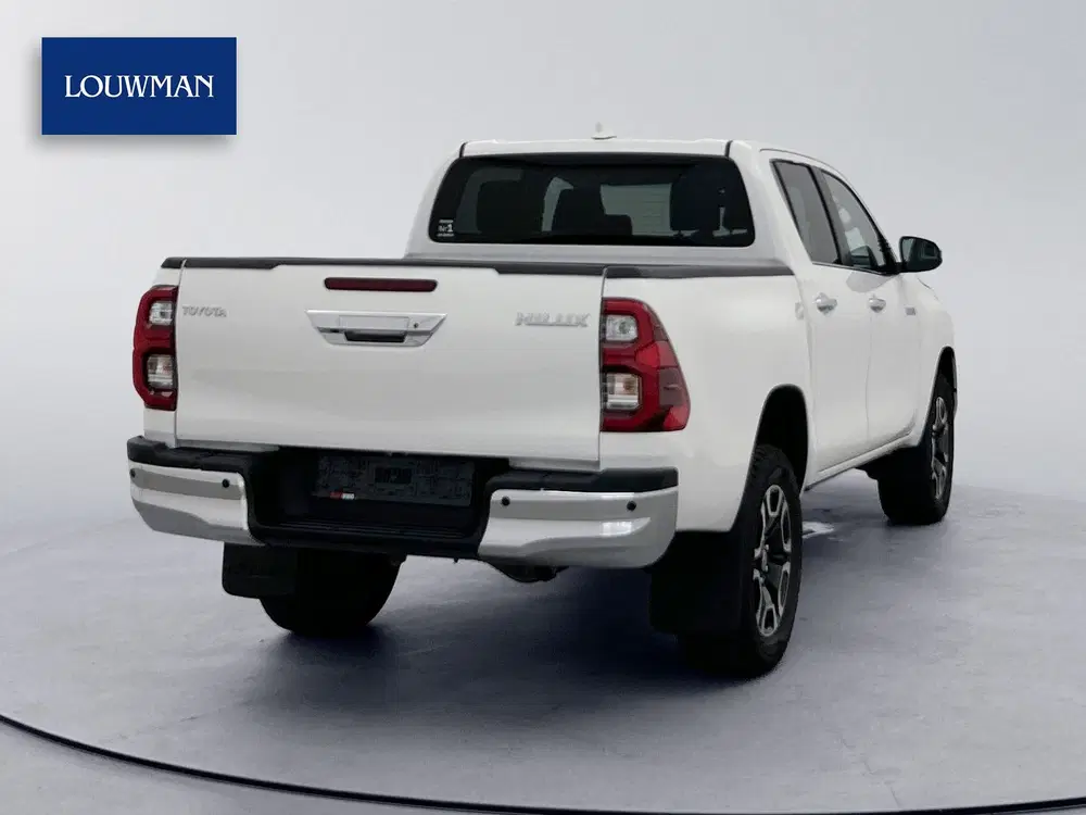 Toyota Hilux 2.8 D-4D Double Cab Professional 4x4 Navig uit 2023, foto 3