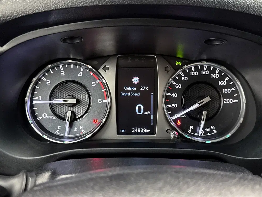 Toyota Hilux 2.8 D-4D Double Cab Professional 4x4 Navig uit 2023, foto 6