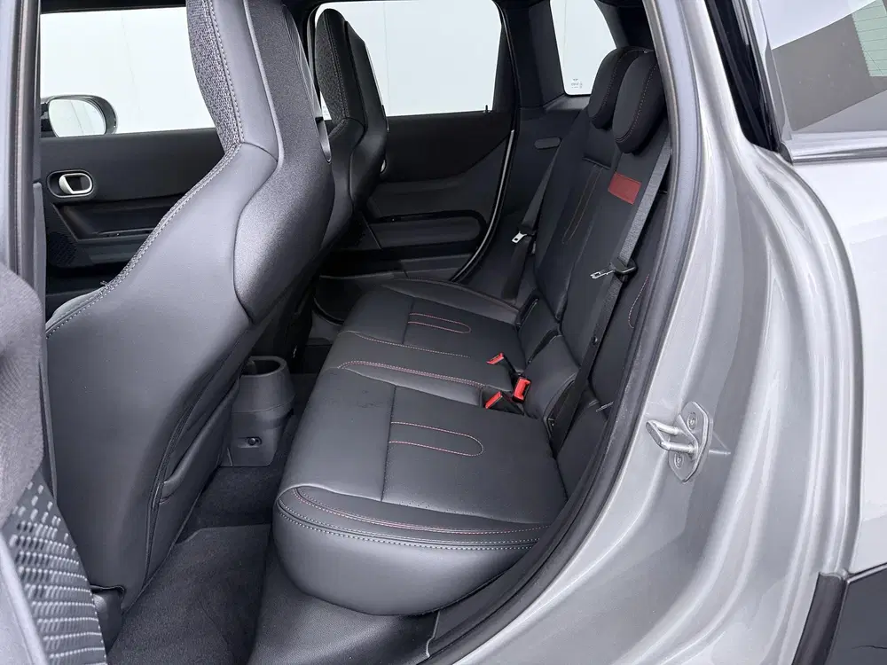 Mini John Cooper Works 5-deurs John Cooper Works uit 2026, foto 14