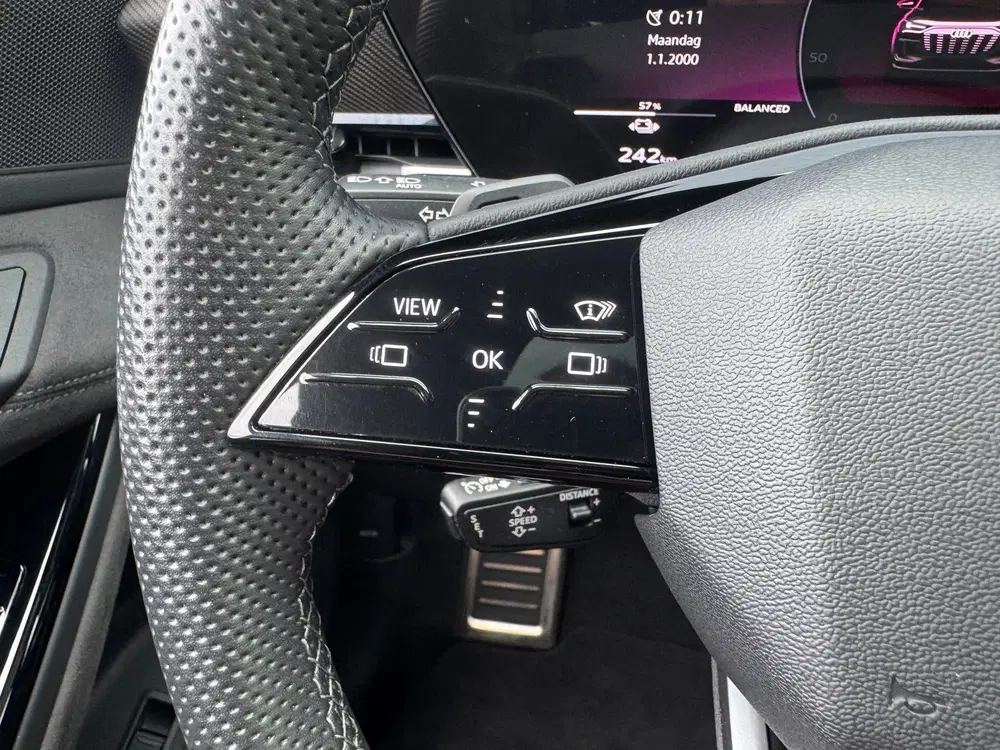 Audi Q6 e-tron SQ6 quattro 100 kWh PANO uit 2024, foto 17