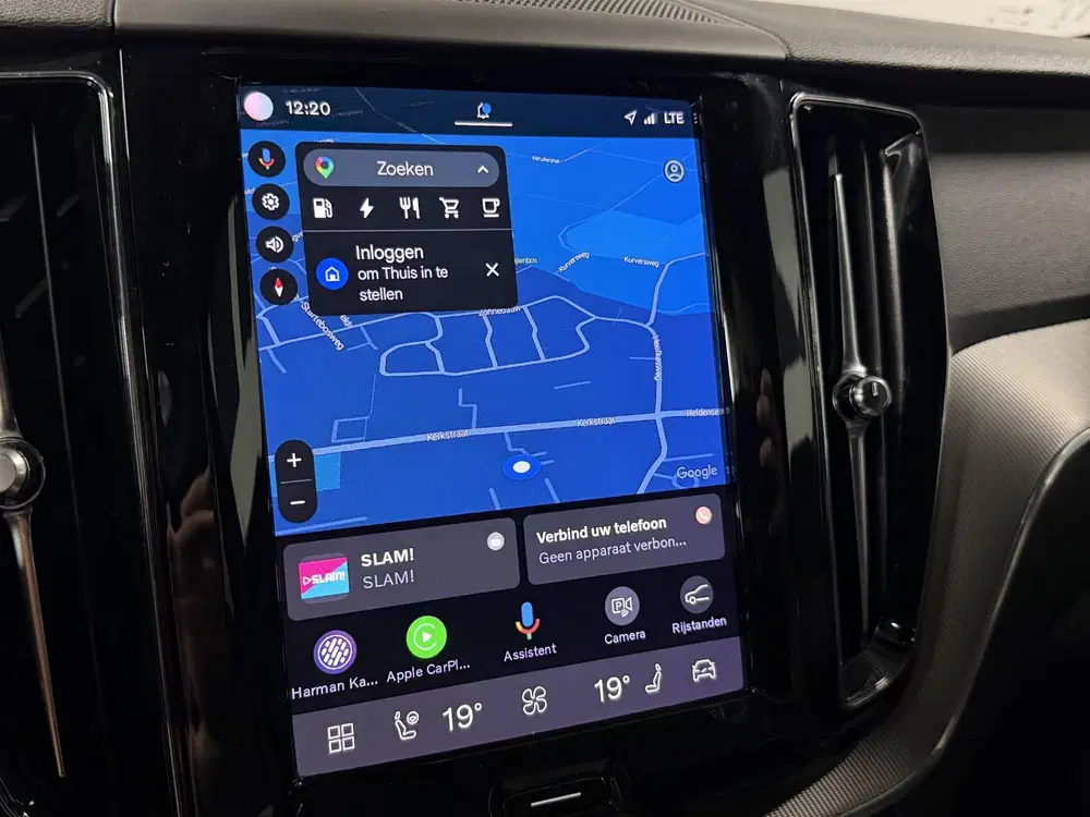 Volvo XC60 2.0 T6 Plug-in hybrid AWD Plus Dark Long R uit 2022, foto 18