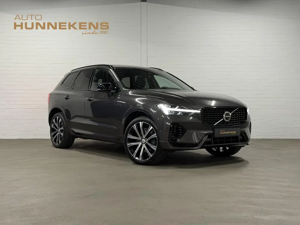 Volvo XC60 2.0 T6 Plug-in hybrid AWD Plus Dark Long R uit 2022, foto 5