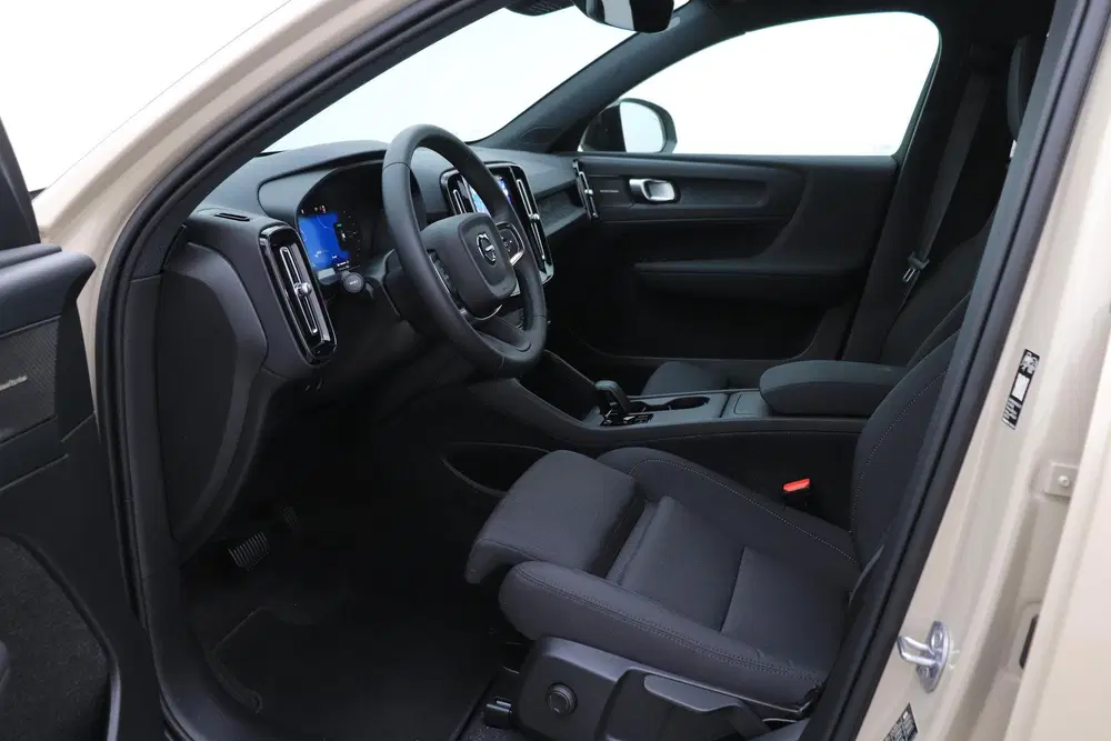 Volvo EX40 Single Motor Extended Range Plus 82 kWh uit 2026, foto 3
