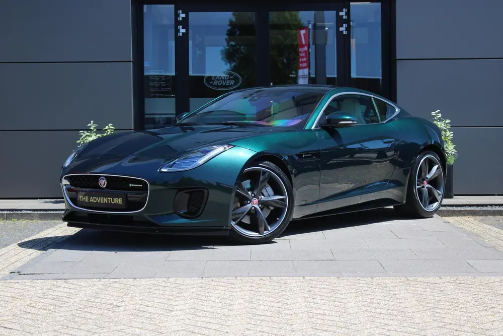 Jaguar F-Type P300 R-Dynamic | BRG | Carbon | NL auto uit 2019, foto 2