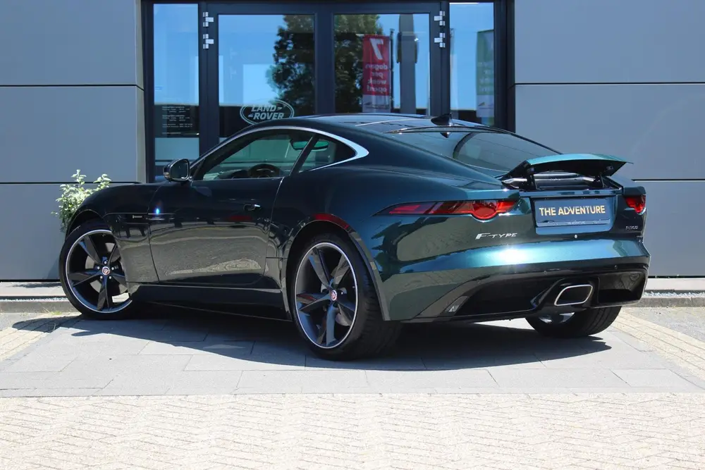 Jaguar F-Type P300 R-Dynamic | BRG | Carbon | NL auto uit 2019, foto 3
