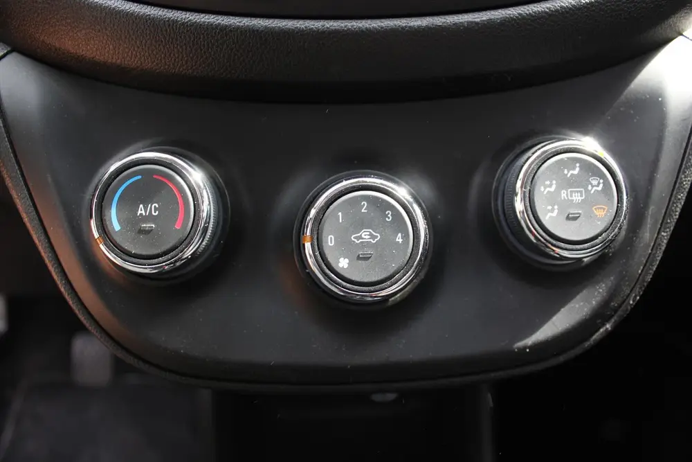 Opel Karl 1.0 *120 Edition* uit 2019, foto 10