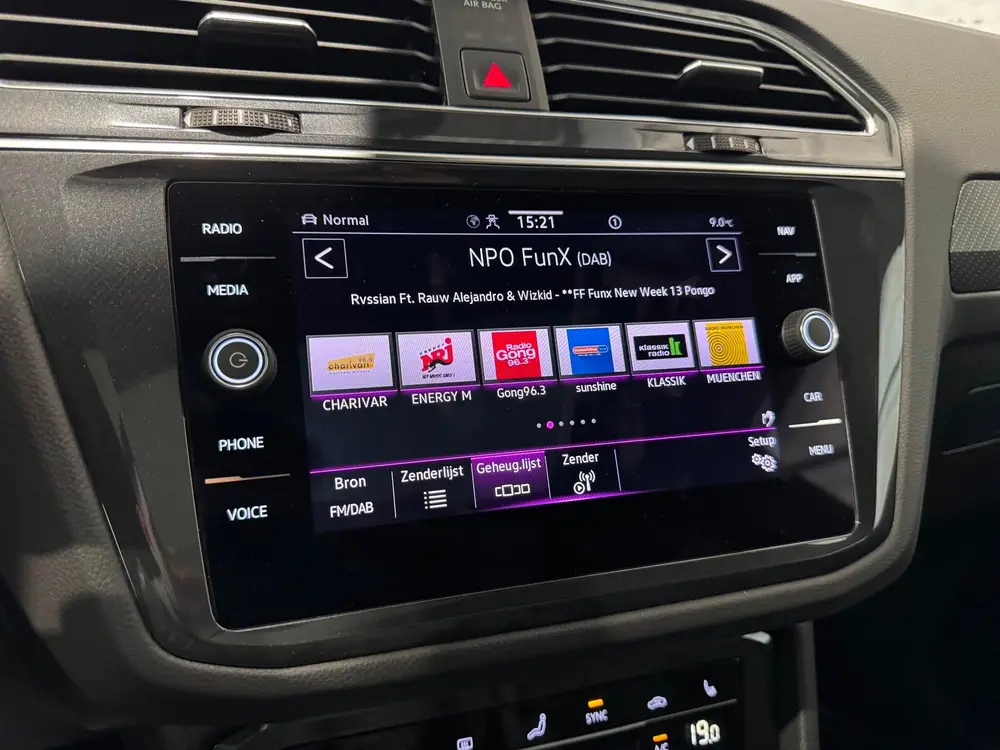 Volkswagen Tiguan 2.0 TSI 4Motion 3x R-Line Black Edition 19 uit 2022, foto 18