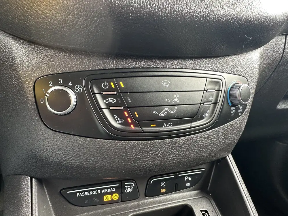 Ford Transit Courier 1.5 TDCI uit 2021, foto 13