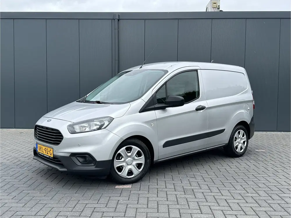 Ford Transit Courier 1.5 TDCI uit 2021, foto 2