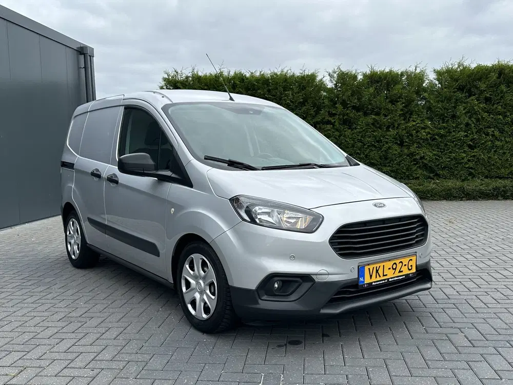 Ford Transit Courier 1.5 TDCI uit 2021, foto 4