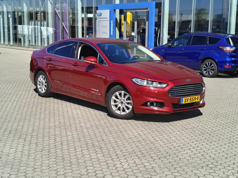 Ford Mondeo 2.0 IVCT HEV Titanium X uit 2019, foto 2