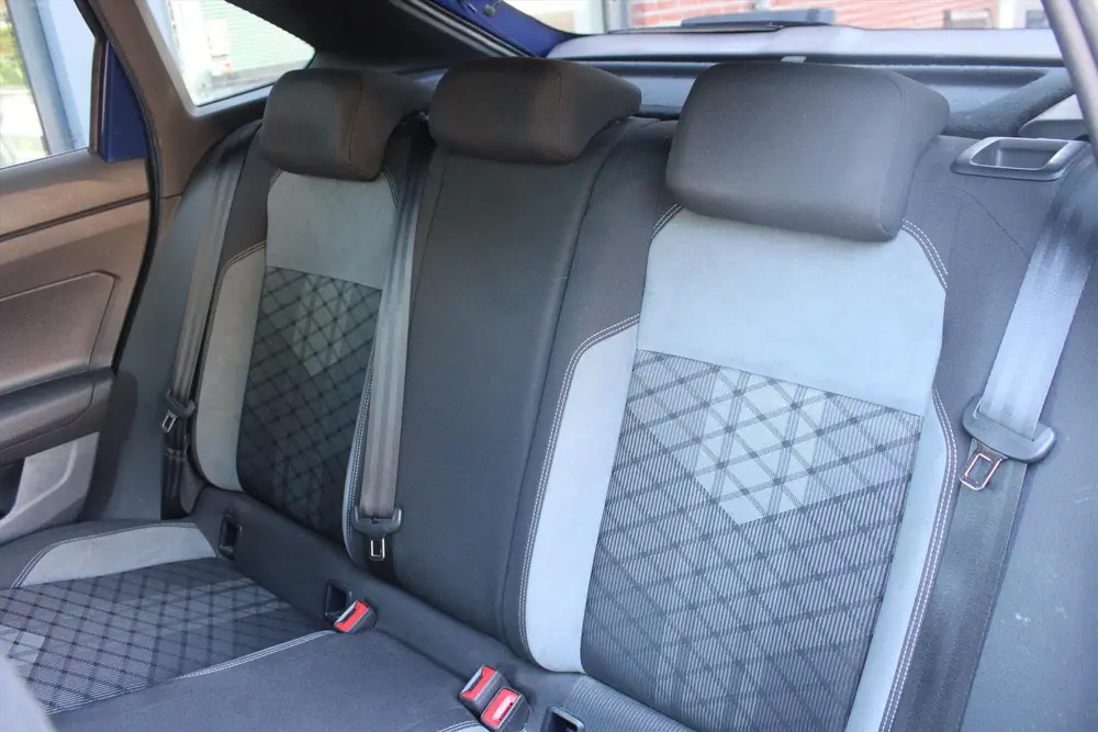 VOLKSWAGEN Taigo 1.5 TSI Aut. *R-Line* | Trekhaak | Virtueel uit 2022, foto 16