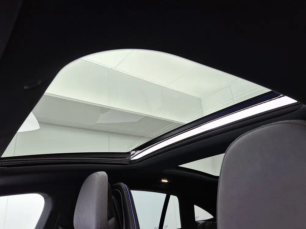 Mercedes-Benz EQE AMG 43 4MATIC 90 kWh Panoramadak uit 2024, foto 13