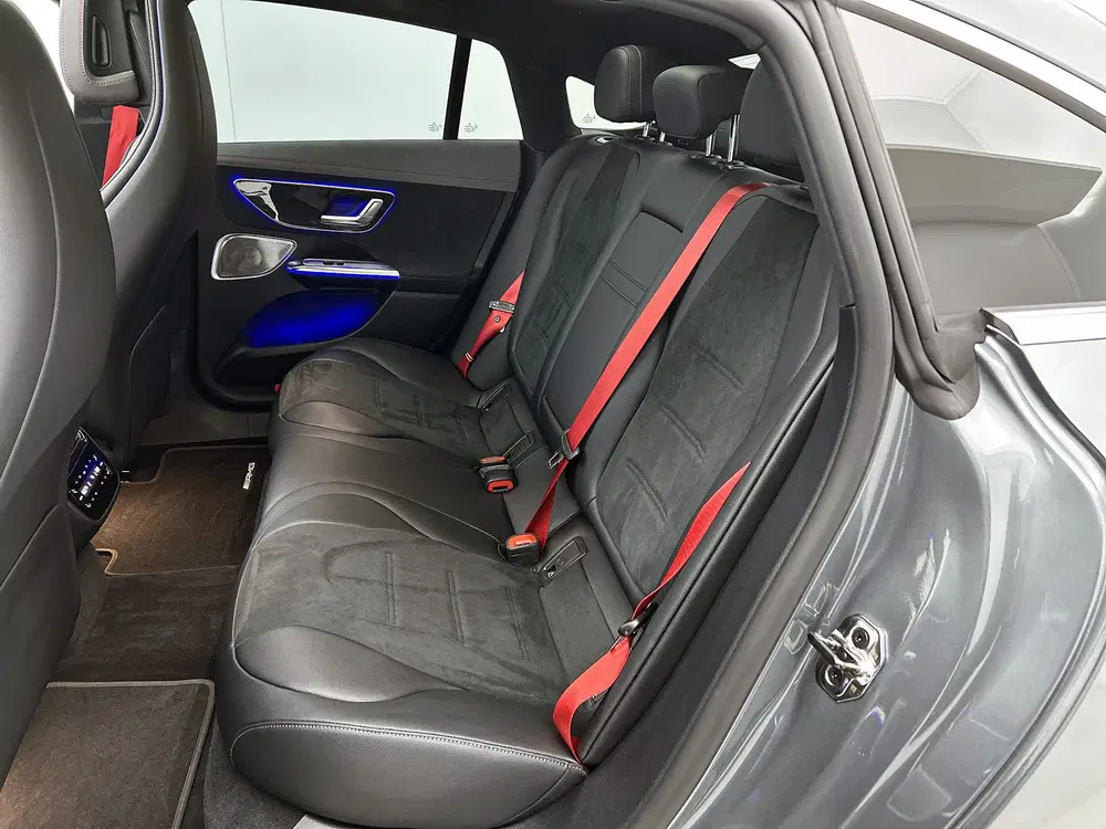 Mercedes-Benz EQE AMG 43 4MATIC 90 kWh Panoramadak uit 2024, foto 20