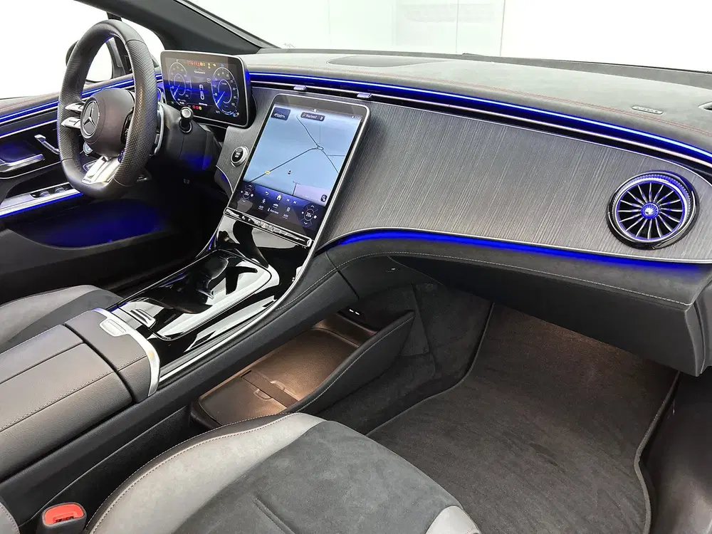 Mercedes-Benz EQE AMG 43 4MATIC 90 kWh Panoramadak uit 2024, foto 7