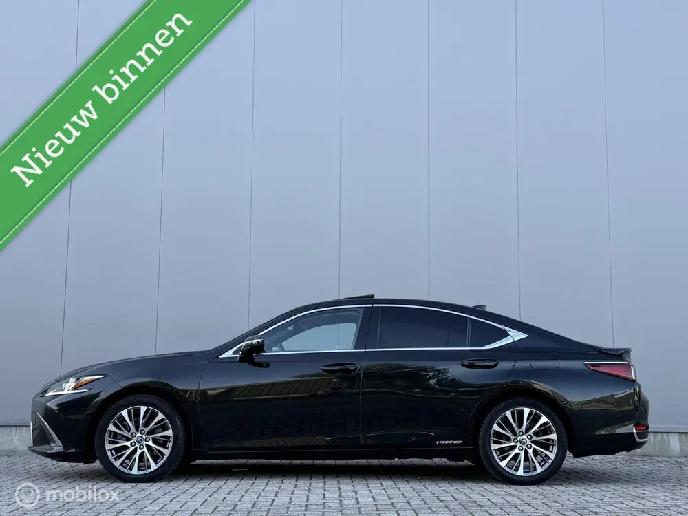 Lexus ES 300h Luxury Line |schuifdak | dealer onderhouden uit 2021, foto 2
