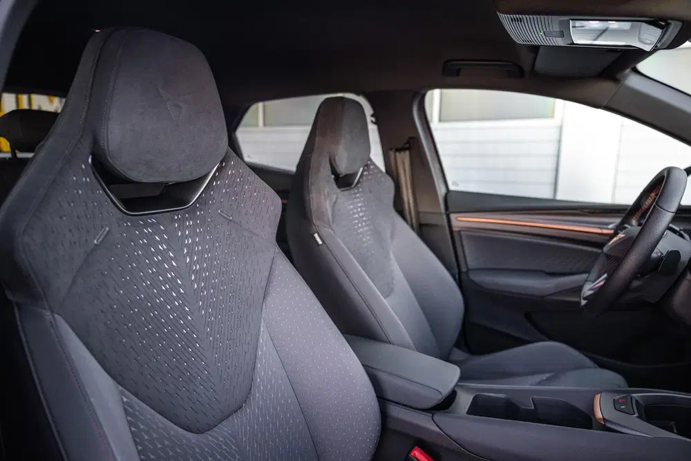 Cupra Raval 211pk Performance First Edition 56 kWh uit 2026, foto 14