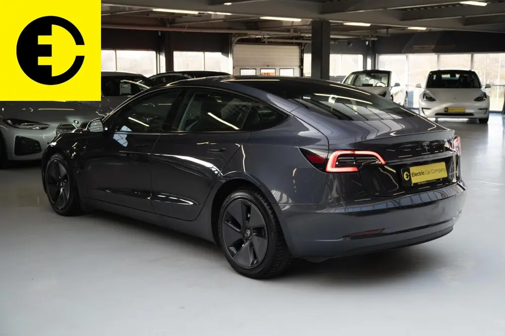 Tesla Model 3 Long Range AWD 75 kWh uit 2021, foto 14
