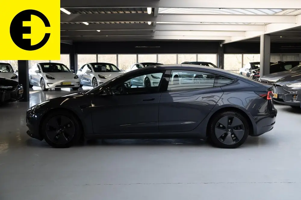 Tesla Model 3 Long Range AWD 75 kWh uit 2021, foto 15