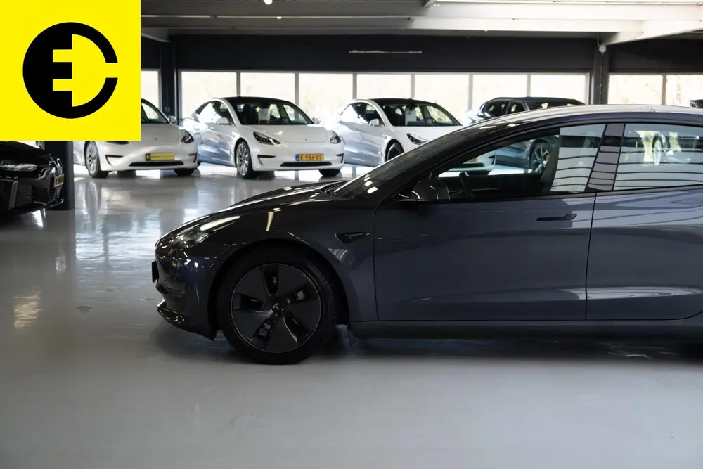 Tesla Model 3 Long Range AWD 75 kWh uit 2021, foto 16