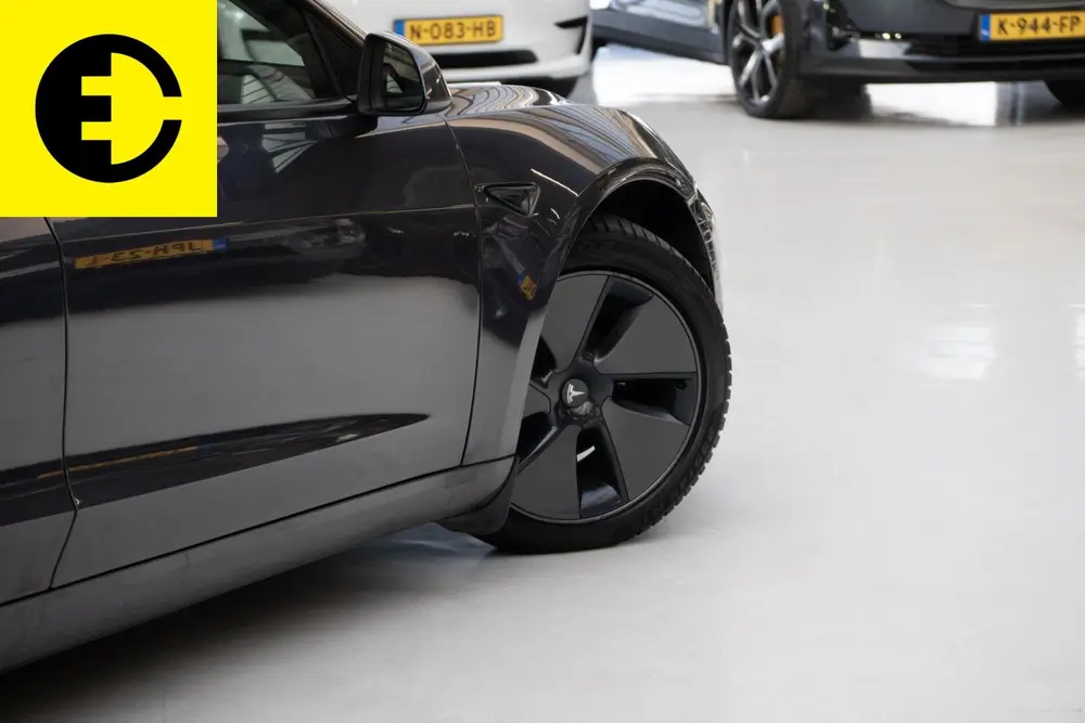 Tesla Model 3 Long Range AWD 75 kWh uit 2021, foto 19