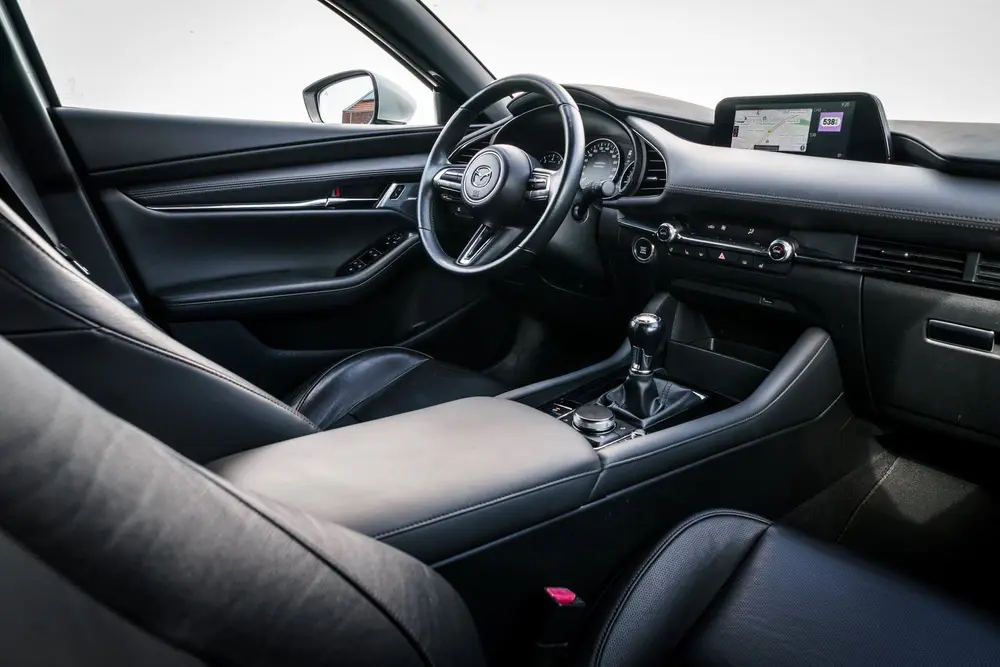 Mazda 3 2.0 123 PK e-SkyActiv-G M Hybrid 122 Luxury | Ned Au uit 2019, foto 3