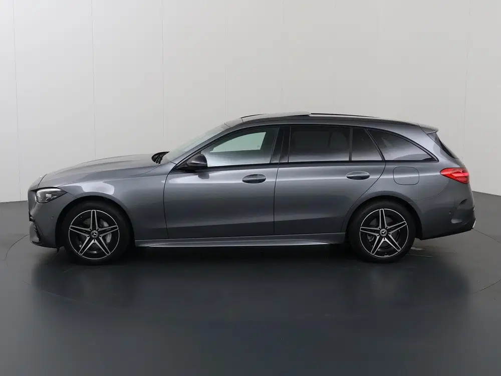 Mercedes-Benz C-Klasse 300 e AMG Line uit 2022, foto 5