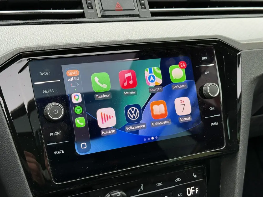 Volkswagen Passat Variant 1.4 TSI PHEV GTE | Camera | Pano | uit 2021, foto 17