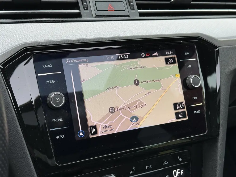 Volkswagen Passat Variant 1.4 TSI PHEV GTE | Camera | Pano | uit 2021, foto 18