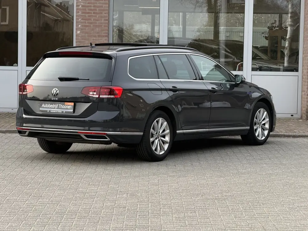 Volkswagen Passat Variant 1.4 TSI PHEV GTE | Camera | Pano | uit 2021, foto 8