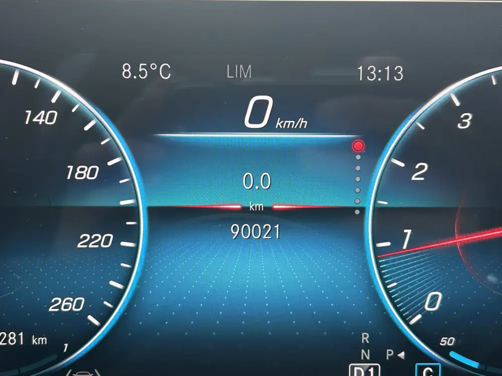 Mercedes-Benz A-Klasse 180 AMG uit 2020, foto 12