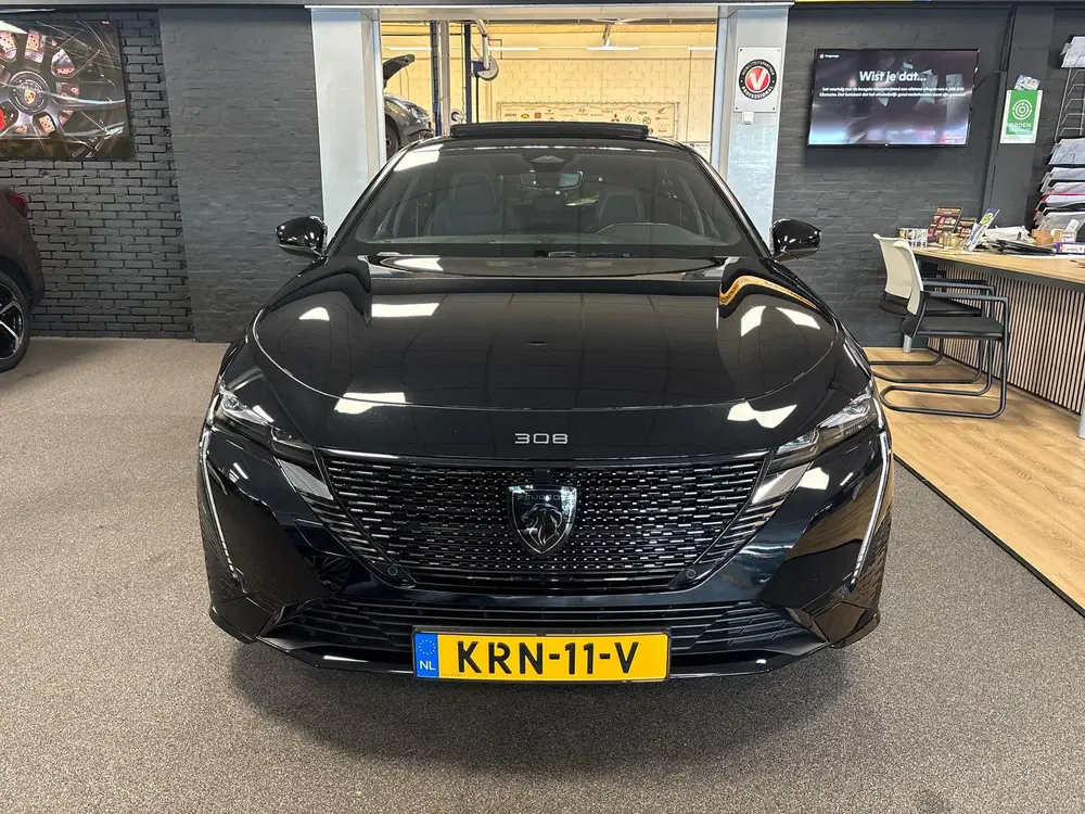 Peugeot 308 1.6 Plug-in Hybrid 180 GT-line uit 2022, foto 2