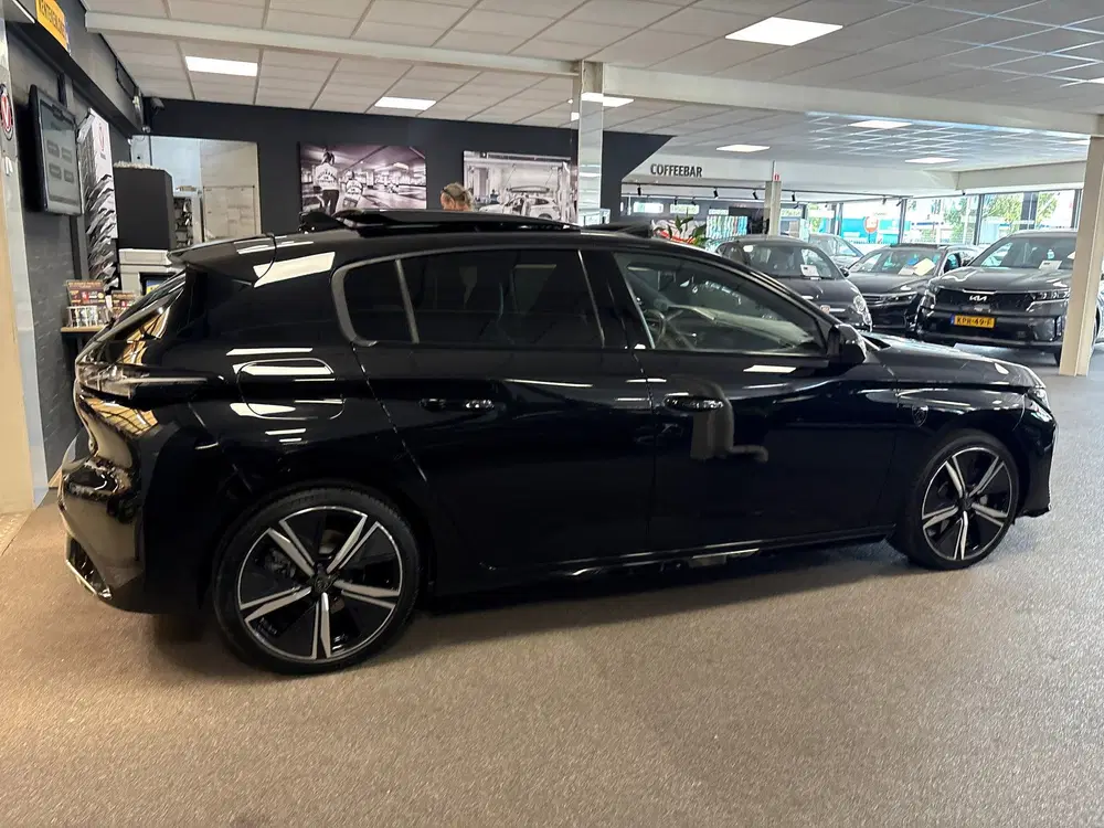 Peugeot 308 1.6 Plug-in Hybrid 180 GT-line uit 2022, foto 4