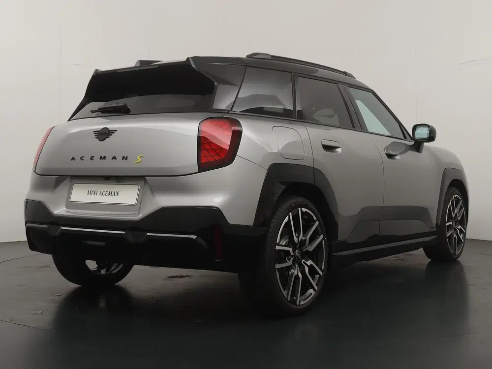 Mini Aceman SE John Cooper Works Trim uit 2026, foto 9