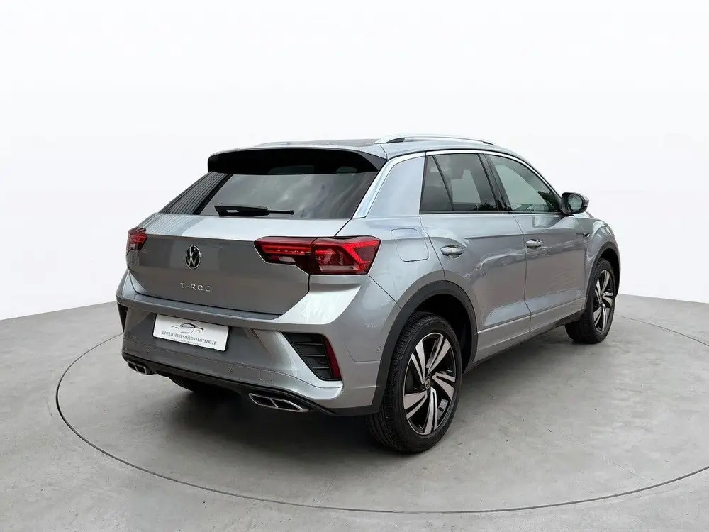 Volkswagen T-Roc 1.5 TSI R-Line - Camera - Keyless - LED uit 2024, foto 2