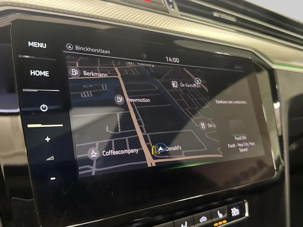 Volkswagen Passat Variant 1.5 TSI Elegance Business R uit 2020, foto 19