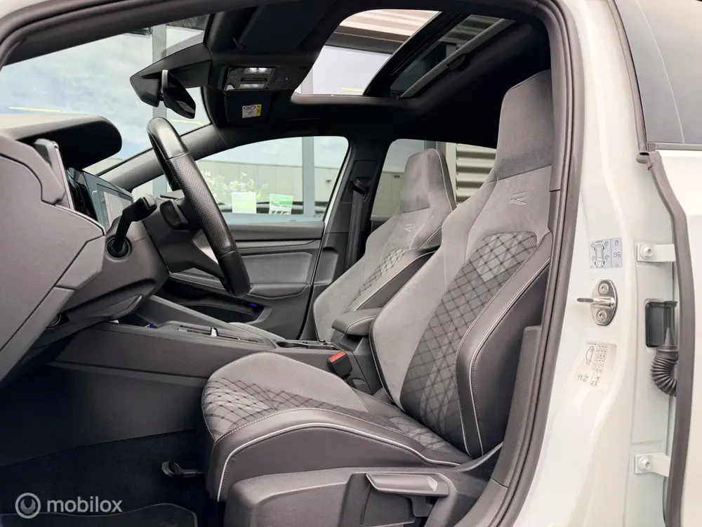 Volkswagen Golf 1.5 eTSI R-Line 1e Eig NIEUWSTAAT! uit 2021, foto 14