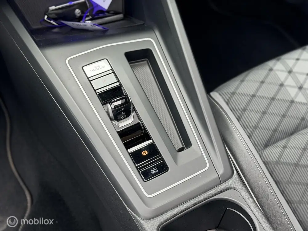 Volkswagen Golf 1.5 eTSI R-Line 1e Eig NIEUWSTAAT! uit 2021, foto 20