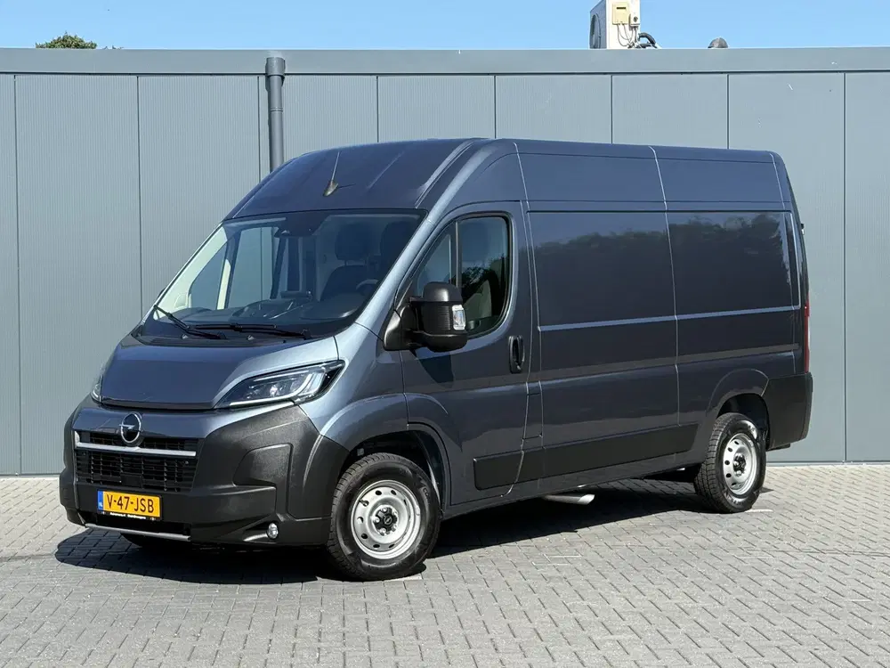 Opel Movano 2.2D 120 PK uit 2024, foto 2