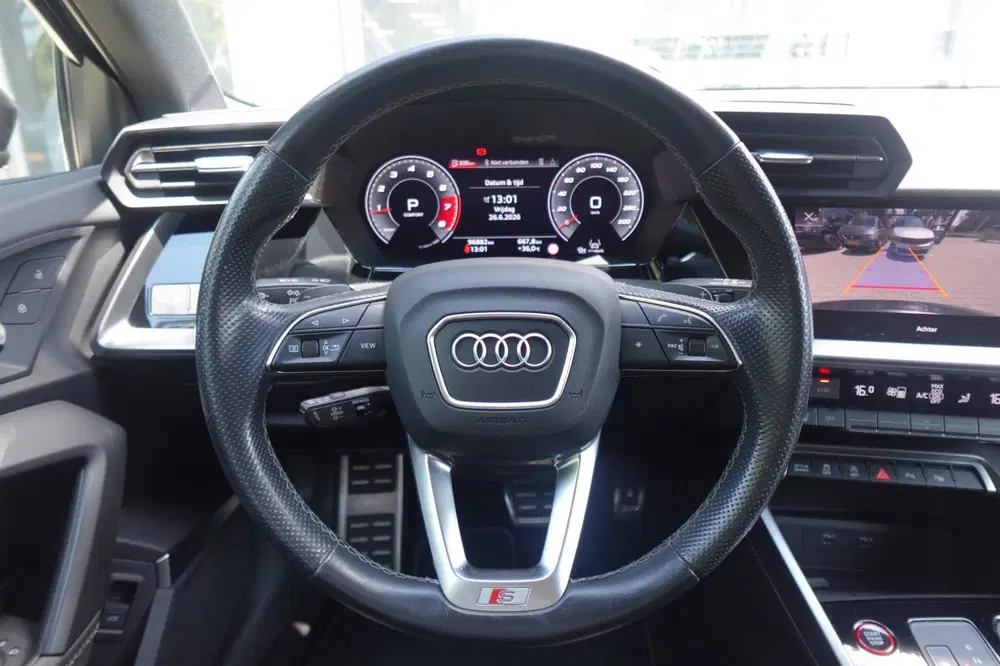 Audi S3 2.0 TFSI S3 quattro PANO KEYLESS MASSAGE uit 2020, foto 18